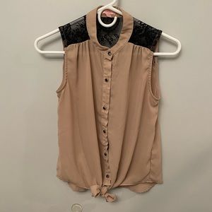 Stylish Hearts Women’s Sleeveless Blouse #nofilter